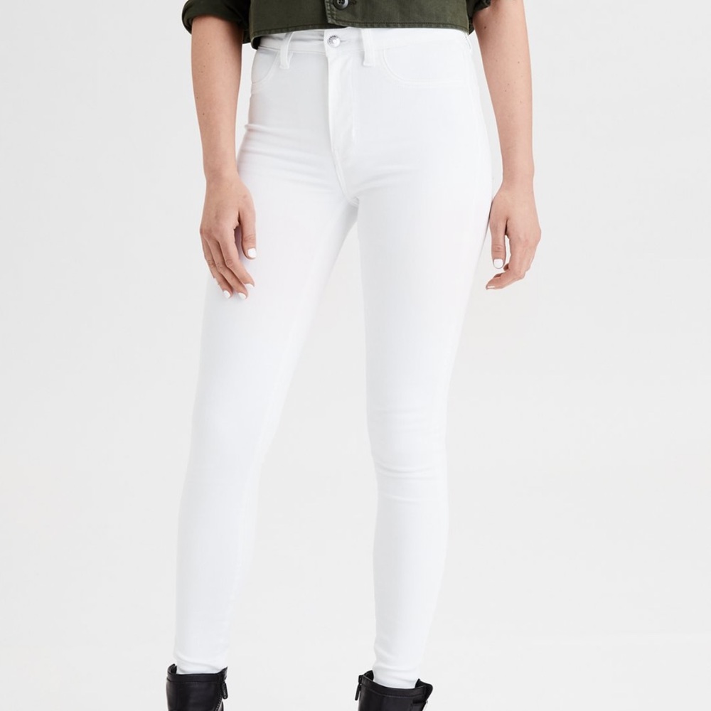 American Eagle White Jeans